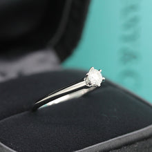 Lade das Bild in den Galerie-Viewer, Tiffany & Co. Verlobungsring Platin 950-Gr.51 - Box & Zertifikat 0,23 ct - VVS2