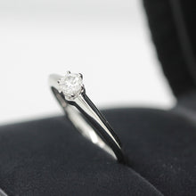 Lade das Bild in den Galerie-Viewer, Tiffany & Co. Verlobungsring Platin 950- Gr.50 - Box & Zertifikat 0,20 ct - VVS2