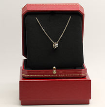 Lade das Bild in den Galerie-Viewer, Cartier Trinity Halskette in 18KT Gold Box