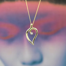 Lade das Bild in den Galerie-Viewer, Tiffany & Co. "offenes Blatt " Halskette mit Diamant in 18KT Gold