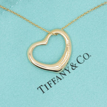 Lade das Bild in den Galerie-Viewer, Tiffany & Co Halskette Elsa Peretti mit großen offenem Herz in 18KT Gold mit Box
