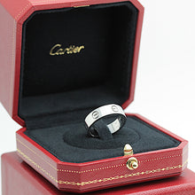 Lade das Bild in den Galerie-Viewer, Cartier Love Ring in 18KT Weißgold mit Cartier Box in Gr. 60