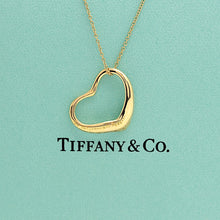 Lade das Bild in den Galerie-Viewer, Tiffany & Co Halskette Elsa Peretti mit großen offenem Herz in 18KT Gold mit Box