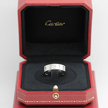 Lade das Bild in den Galerie-Viewer, Cartier Love Ring in 18KT Weißgold mit Cartier Box in Gr. 60