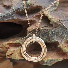 Lade das Bild in den Galerie-Viewer, Cartier Diamond Trinity Damenhalskette in 18KT Rosegold
