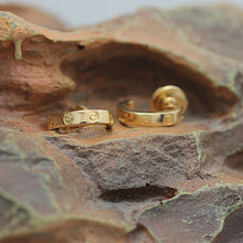 Lade das Bild in den Galerie-Viewer, Cartier Mini Love Ohrringe in 18KT Gelbgold mit Cartier Box