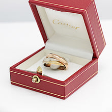 Lade das Bild in den Galerie-Viewer, Cartier Trinity Tricolour 18KT Gold mit Cartier Box in Gr. 50