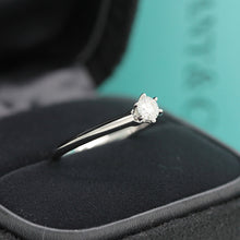 Lade das Bild in den Galerie-Viewer, Tiffany & Co. Verlobungsring Platin 950-Gr.51 - Box & Zertifikat 0,23 ct - VVS2