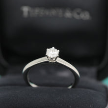 Lade das Bild in den Galerie-Viewer, Tiffany & Co. Verlobungsring Platin 950-Gr.50 - Box & Zertifikat 0.26 ct - VS1