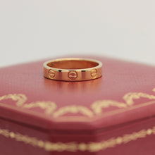 Lade das Bild in den Galerie-Viewer, Cartier Love Ring in 18KT Gelbgold mit Cartier Box in Gr. 51