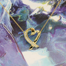 Lade das Bild in den Galerie-Viewer, Tiffany & Co. "Paloma Picasso " Loving Heart Diamond in 18KT Gold