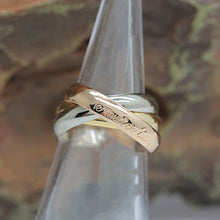 Lade das Bild in den Galerie-Viewer, Les must de Cartier Trinity Tricolour 18KT Gold mit Cartier Box in Gr. 49