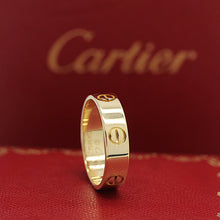 Lade das Bild in den Galerie-Viewer, Cartier Love Ring in 18KT Gold mit Cartier Box in Gr. 60