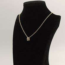 Lade das Bild in den Galerie-Viewer, Cartier Trinity Halskette in 18KT Gold Box