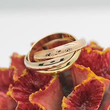 Lade das Bild in den Galerie-Viewer, Les must de Cartier Trinity Tricolour 18KT Gold mit Box & Papiere in Gr. 51