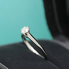 Lade das Bild in den Galerie-Viewer, Tiffany & Co. Verlobungsring Platin 950-Gr.50 - Box & Zertifikat 0.26 ct - VS1