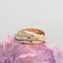 Lade das Bild in den Galerie-Viewer, Cartier Trinity Tricolour 18KT Gold mit Cartier Box in Gr. 50