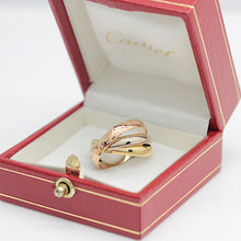 Lade das Bild in den Galerie-Viewer, Cartier Trinity Tricolour 18KT Gold mit Cartier Box in Gr. 50