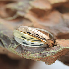 Lade das Bild in den Galerie-Viewer, Les must de Cartier Trinity Tricolour 18KT Gold mit Box & Papiere in Gr. 53