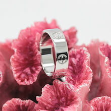Lade das Bild in den Galerie-Viewer, Cartier Love Ring in 18KT Weißgold mit Cartier Box in Gr. 55