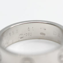 Lade das Bild in den Galerie-Viewer, Cartier Love Ring in 18KT Weißgold mit Cartier Box in Gr. 61
