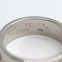 Lade das Bild in den Galerie-Viewer, Cartier Love Ring in 18KT Weißgold mit Cartier Box in Gr. 58