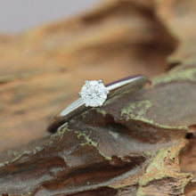 Lade das Bild in den Galerie-Viewer, Tiffany & Co. Verlobungsring Platin 950-Gr.49 - Box & Zertifikat 0.27 ct - VS1