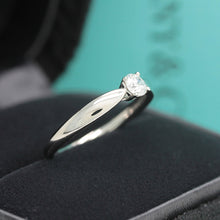 Lade das Bild in den Galerie-Viewer, Tiffany & Co. Verlobungsring Platin 950- Gr.51 - Box & Zertifikat 0,23 ct - VVS1