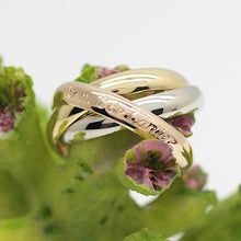 Lade das Bild in den Galerie-Viewer, Les must de Cartier Trinity Tricolour 18KT Gold mit Box & Papiere in Gr. 53
