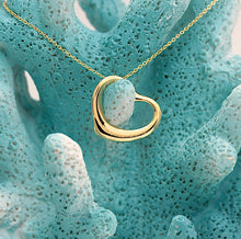 Lade das Bild in den Galerie-Viewer, Tiffany & Co Halskette Elsa Peretti mit großen offenem Herz in 18KT Gold mit Box