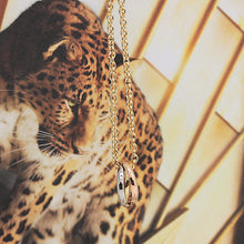 Lade das Bild in den Galerie-Viewer, Cartier Trinity Halskette in 18KT Gold mit Box