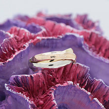 Lade das Bild in den Galerie-Viewer, Les must de Cartier Trinity Tricolour 18KT Gold mit Cartier Box in Gr. 52