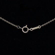 Lade das Bild in den Galerie-Viewer, Tiffany & Co. "Paloma Picasso " Loving Heart Diamond in 18KT Gold