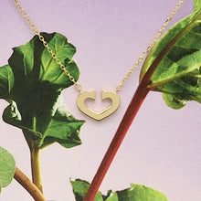 Lade das Bild in den Galerie-Viewer, Cartier Halskette mit Anhänger "C Heart of Cartier " in 18KT Gold mit Box