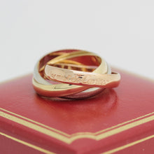 Lade das Bild in den Galerie-Viewer, Cartier Trinity Tricolour 18KT Gold mit Cartier Box in Gr. 50