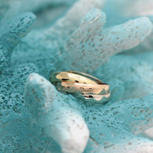 Lade das Bild in den Galerie-Viewer, Cartier Trinity Tricolour 18KT Gold mit Cartier Box in Gr. 50
