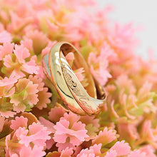 Lade das Bild in den Galerie-Viewer, Cartier Trinity Tricolour 18KT Gold mit Cartier Box in Gr. 54