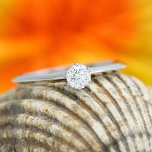 Lade das Bild in den Galerie-Viewer, Tiffany & Co. Verlobungsring Platin 950-Gr.55 - Box & Zertifikat 0.28 ct - VVS1