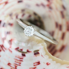 Lade das Bild in den Galerie-Viewer, Tiffany & Co. Verlobungsring Platin 950-Gr.55 - Box & Zertifikat 0.28 ct - VVS1