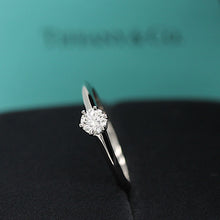 Lade das Bild in den Galerie-Viewer, Tiffany & Co.Verlobungsring Platin 950 - Gr.51 - Box & Zertifikat 0,25 ct - VVS2