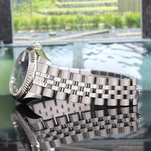 Lade das Bild in den Galerie-Viewer, Rolex Datejust Medium Stahl/Weißgold Ref : 178274 mit Rolex Box &amp; Papiere
