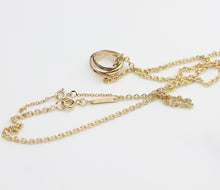Lade das Bild in den Galerie-Viewer, Cartier Trinity Halskette in 18KT Gold Box
