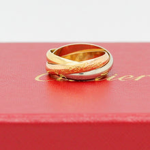 Lade das Bild in den Galerie-Viewer, Les must de Cartier Trinity Tricolour 18KT Gold mit Cartier Box in Gr. 54
