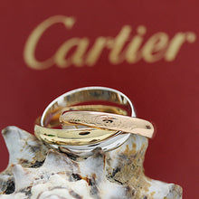 Lade das Bild in den Galerie-Viewer, Les must de Cartier Trinity Tricolour 18KT Gold mit Cartier Box in Gr. 52
