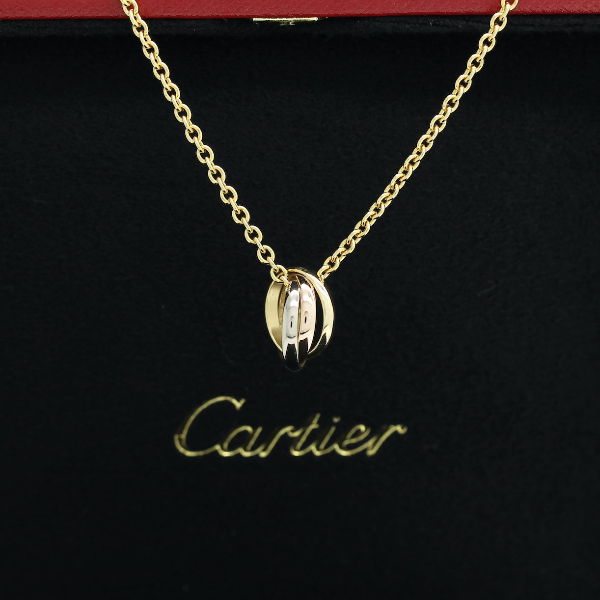 Cartier Trinity Halskette in 18KT Gold Box