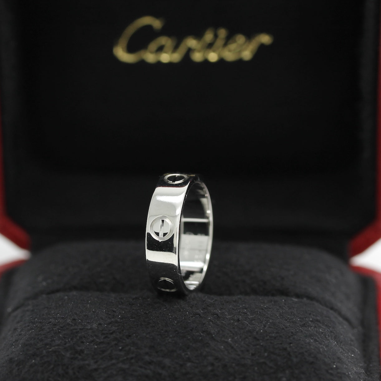 Cartier Love Ring in 18KT Weißgold mit Cartier Box in Gr. 56