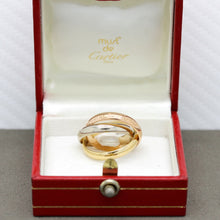 Lade das Bild in den Galerie-Viewer, Les must de Cartier Trinity Tricolour 18KT Gold mit Cartier Box in Gr. 50

