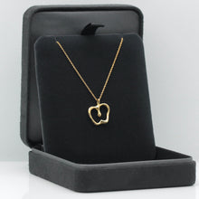 Lade das Bild in den Galerie-Viewer, Tiffany &amp; Co. Elsa Peretti Halskette mit " Apfel " Anhänger in 18KT Gold
