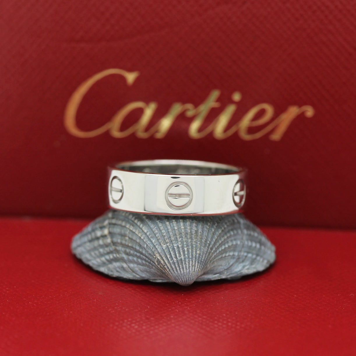 Cartier Love Ring in 18KT Weißgold mit Cartier Box in Gr. 57