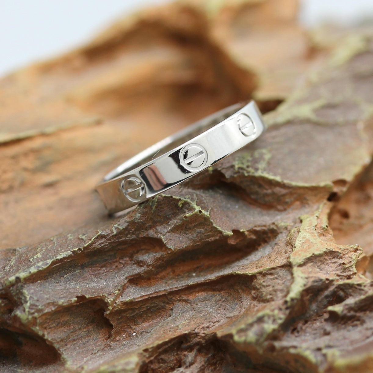 Cartier Love Ring in 18KT Weißgold mit Cartier Box in Gr. 56